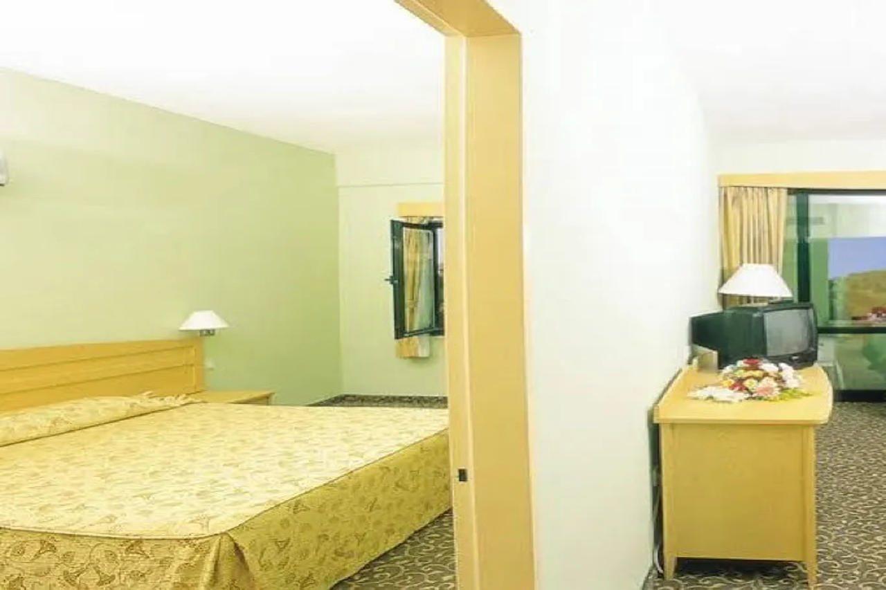 Arinna Hotel Titreyengol Exterior photo