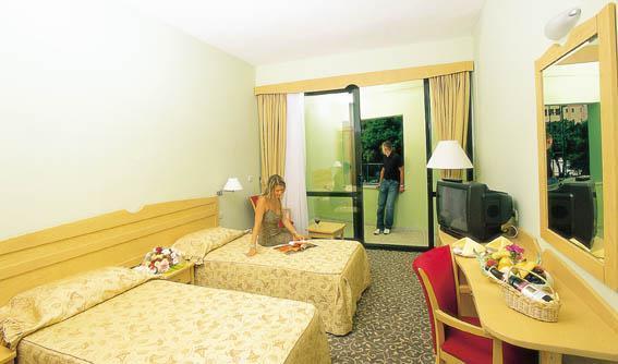 Arinna Hotel Titreyengol Exterior photo